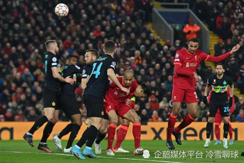  佛罗伦萨主场沦陷，冈萨雷斯染红送对手反超比分